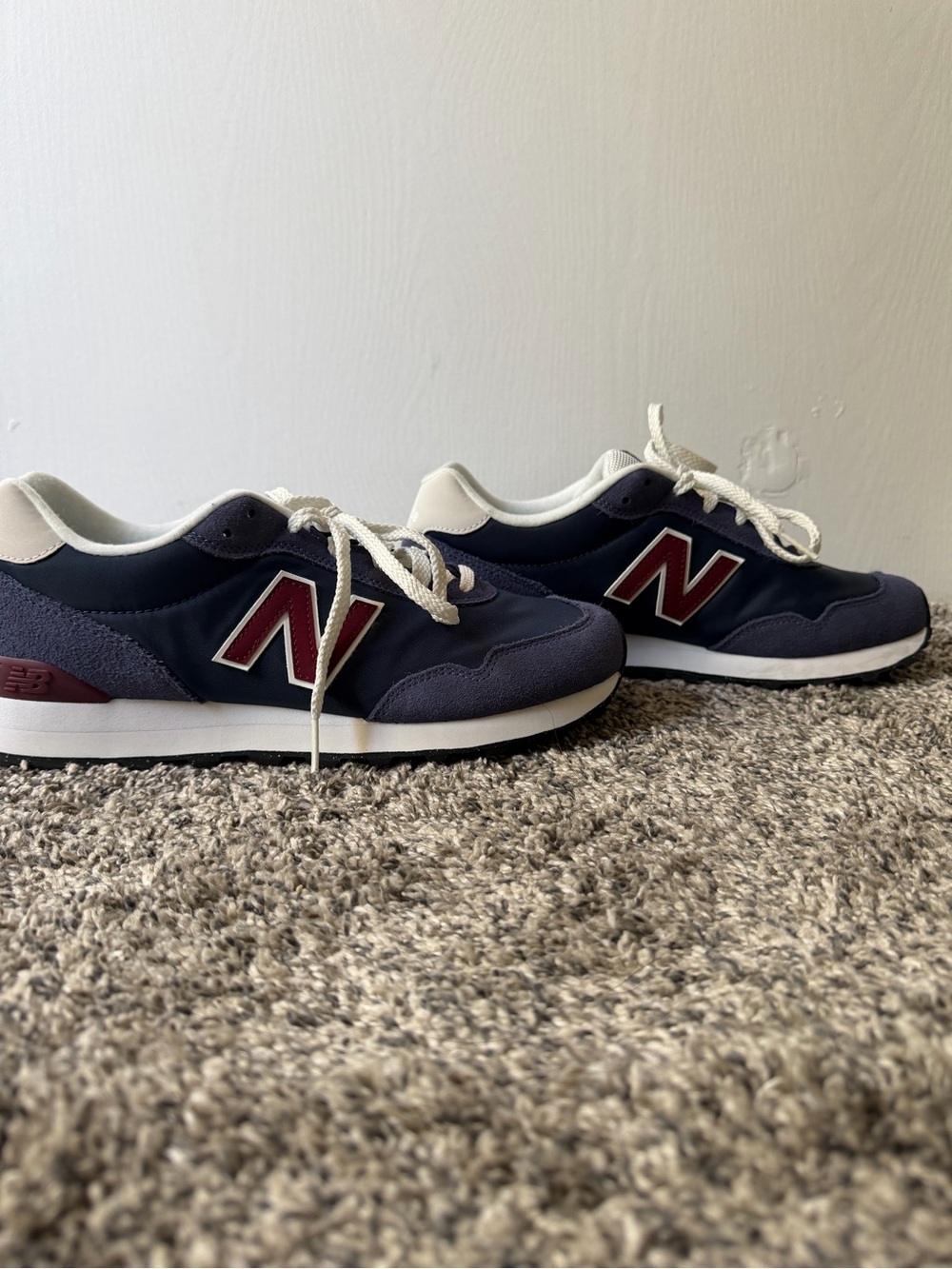 New Balance Men's Navy and Burgundy Casual Sneakers